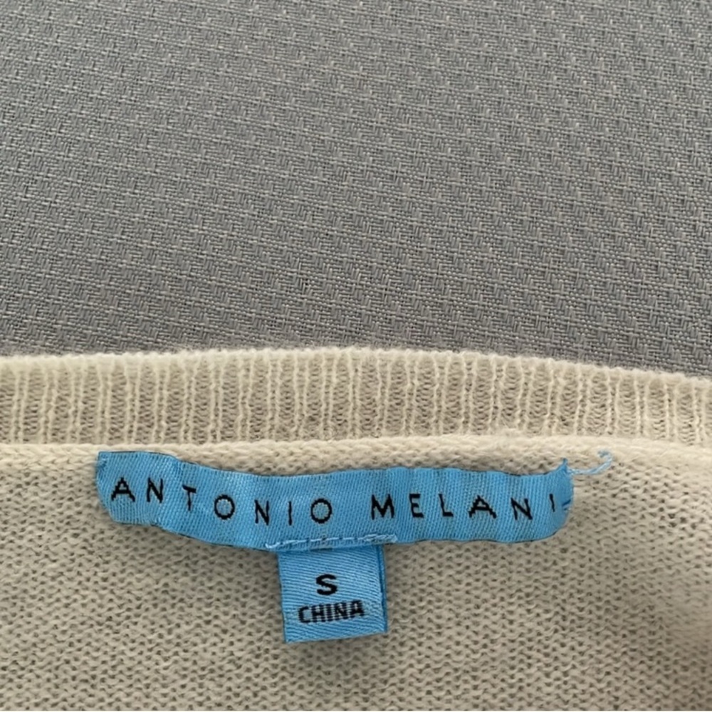 Antonio Melani Cream Cashmere Ruffled Sweater Size Small - Picture 4 of 8